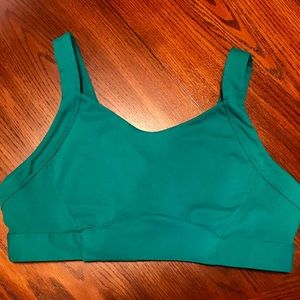Fabletics adjustable sports bra